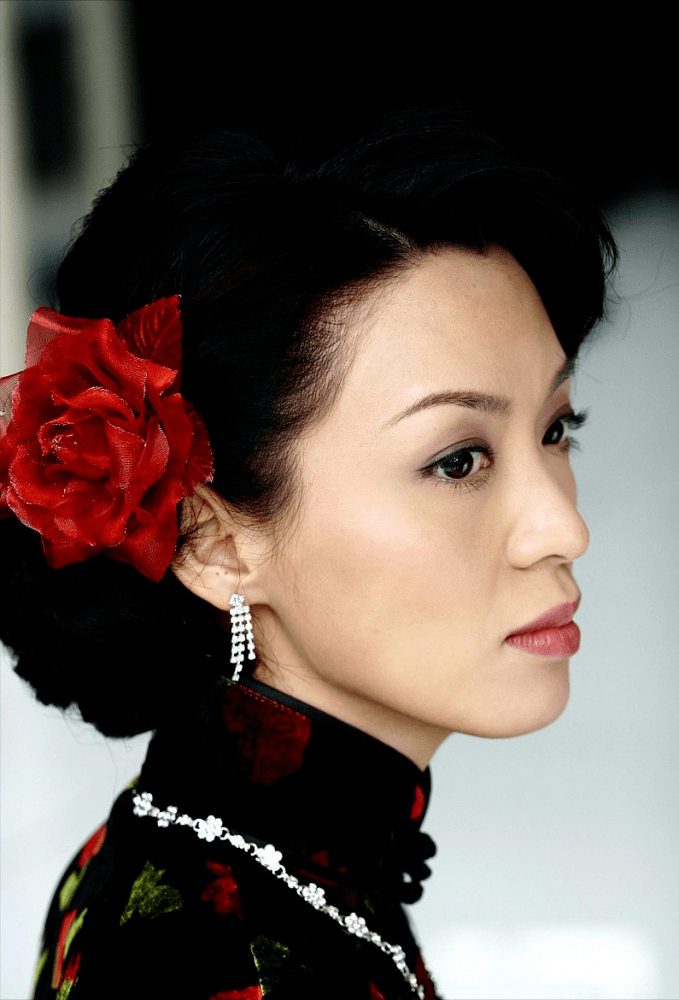 第一代梅艳芳扮演者才传神陈炜穿衣有品质骨子里带着傲气