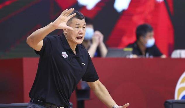正式确定！中国篮坛名宿出山，取代CBA大牌教练，带队冲击季后赛