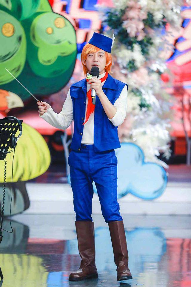 不分伯仲|快乐家族古装上演回忆杀，谢娜吴昕美得不分伯仲，何炅变翩翩公子