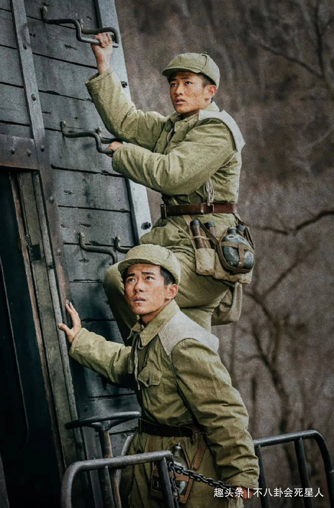 箱子|《长津湖》处处都是细节，从长命锁到红围巾，陈凯歌这次口碑稳了