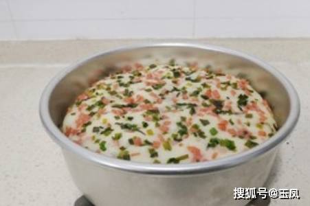 葱花|冬天早餐吃它最合适，不煎不烤，加火腿上锅一蒸，出锅全家抢着吃