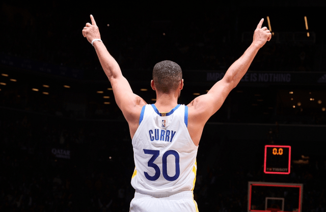 历史纪录|库里一数据创NBA历史纪录，2021年有望投中500记三分球？