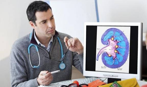 怪味|为什么肾病患者口腔中有怪味？原来是2个原因造成的，2招来解决