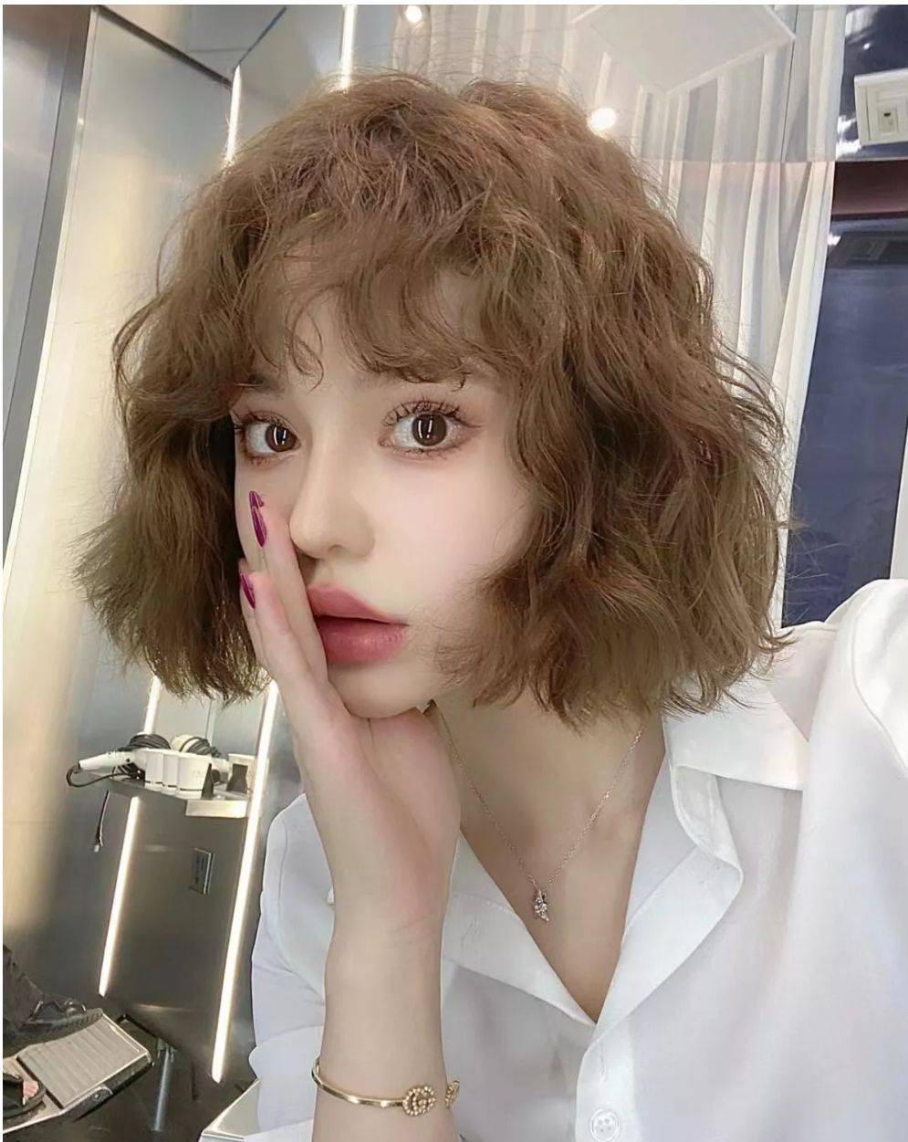 发型今年年底发型怎么剪？全头卷齐刘海狼尾发都不错，精选15款任你挑