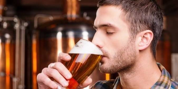 喝多酒的严重后果 0c95907b0d0a487fa8205db8fe26a01b.jpeg