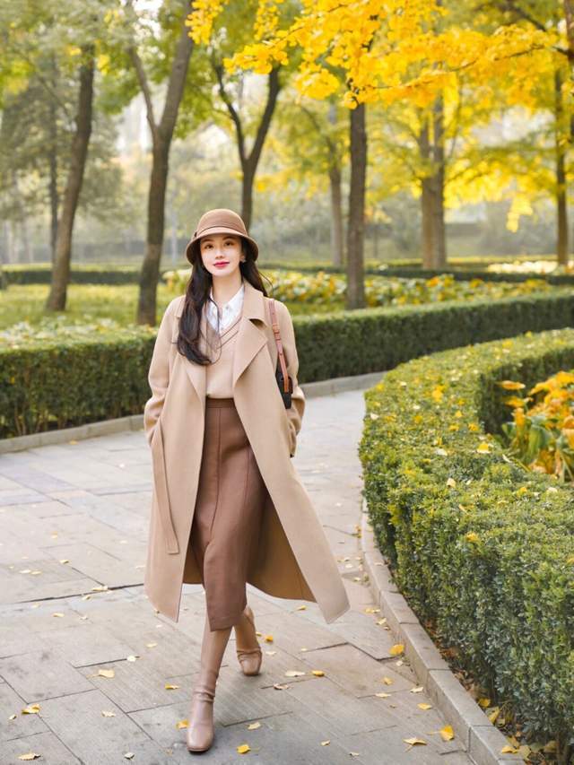 配饰 冬季最美的打开方式,“大衣+毛衣”才是王炸cp,保暖又洋气