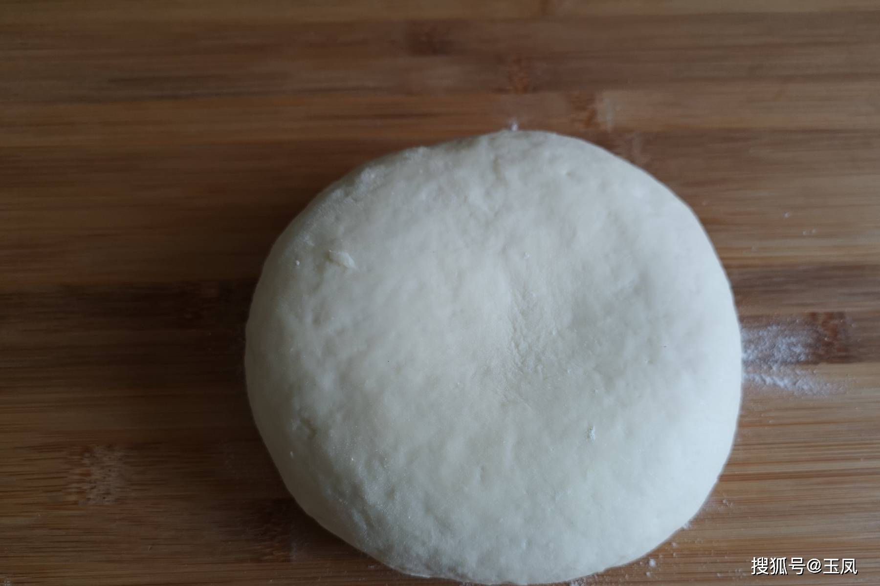 葱花|3块钱做10张手抓饼，一周早餐不用早起，外酥里软，层次多，真香