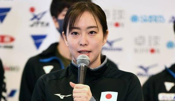 石川佳纯又晒自拍