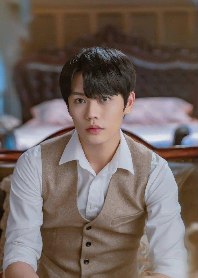 众怒|陈星旭剧照欺诈宣传惹众怒!后期熬夜补救,最大赢家竟然是他?