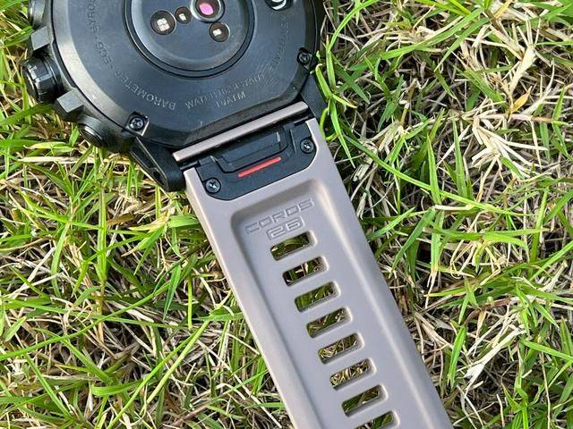 7年Apple Watch、Garmin用户转投COROS VERTIX 2运动手表