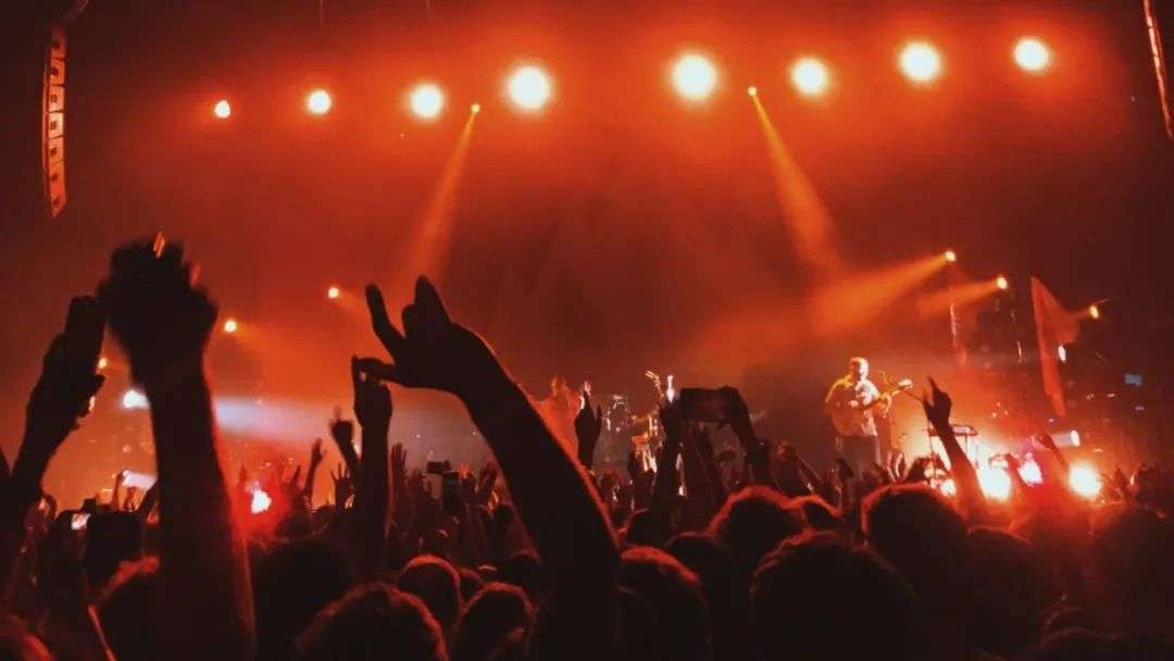 歌声响彻太空背后，音乐人如何站上广阔天地？