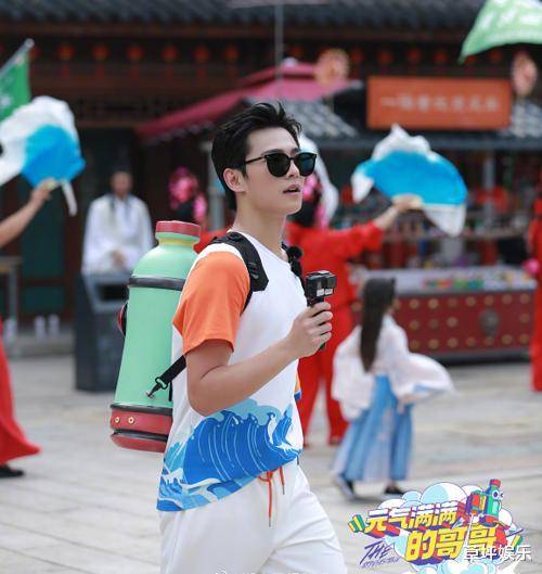 邓伦|为什么那么多的明星喜欢综艺，看杨洋、邓伦玩的多嗨！