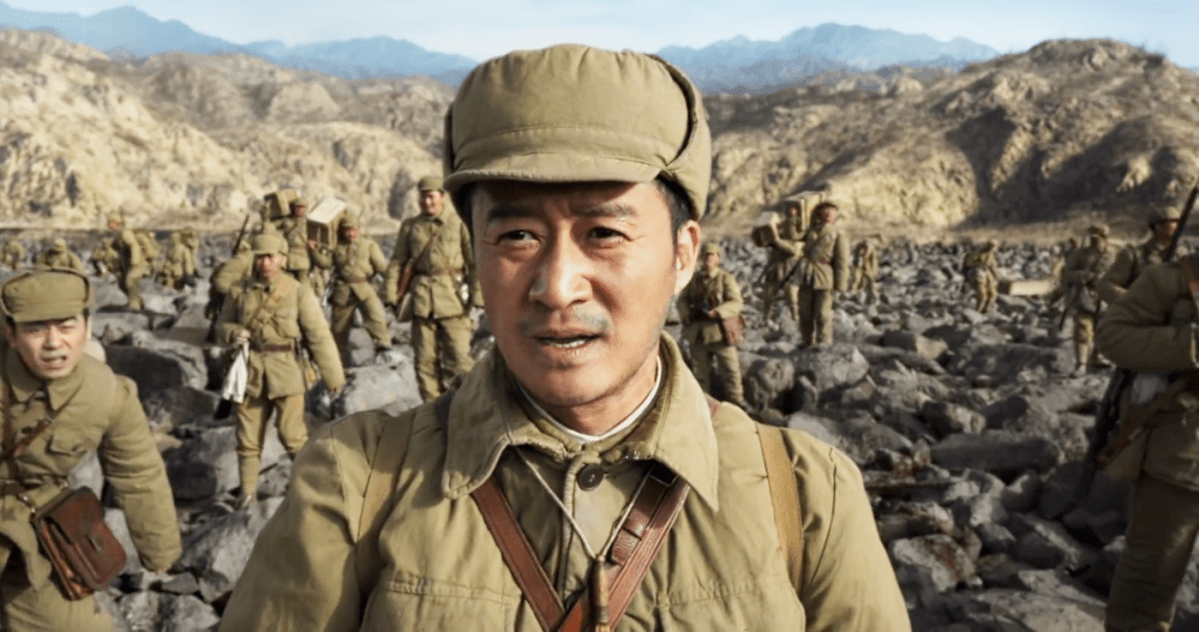 电影|离超过《长津湖》还差5步？这部抗美援朝新片，或改写票房天花板？