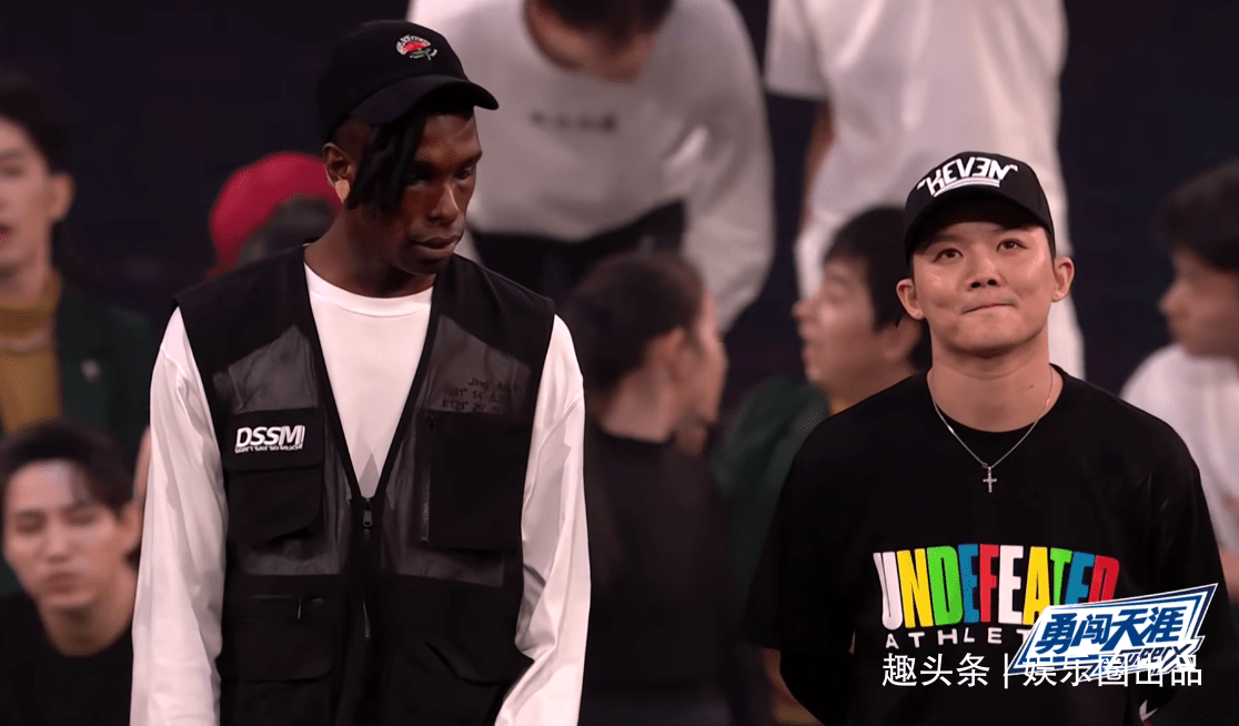 杨凯引|布布输给杨凯引热议，助跳嘉宾实力悬殊，节目组偏袒杨凯太明显