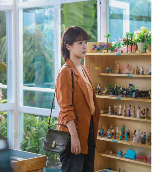 星定档|《女心理师》扑街？两天播放量仅3800万，连《一见倾心》都没比过