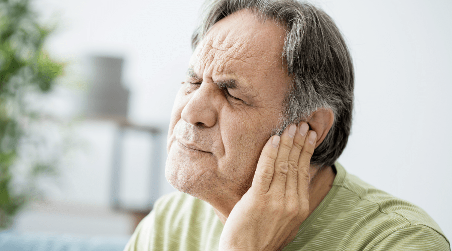 大多数病例(76)在2个以上的颌面部区域发生弥漫性和累及性疼痛,另有