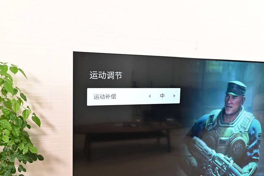 TCL 98Q6E巨幕电视评测，98英寸大屏电视的高性价比之选