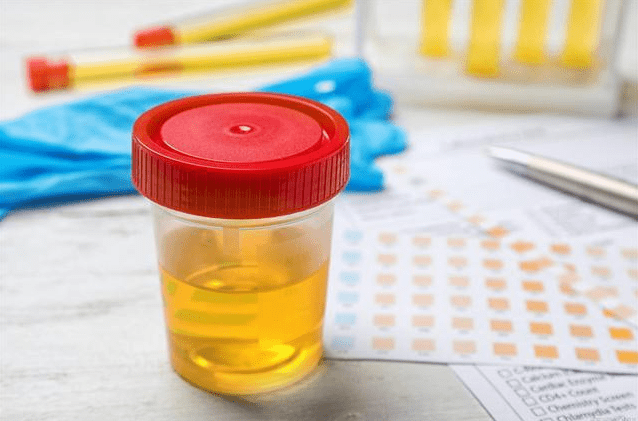 症状|男性晨起3个异常，肝脏或已“烂如蜂窝”，占一个，尽早查肝CT