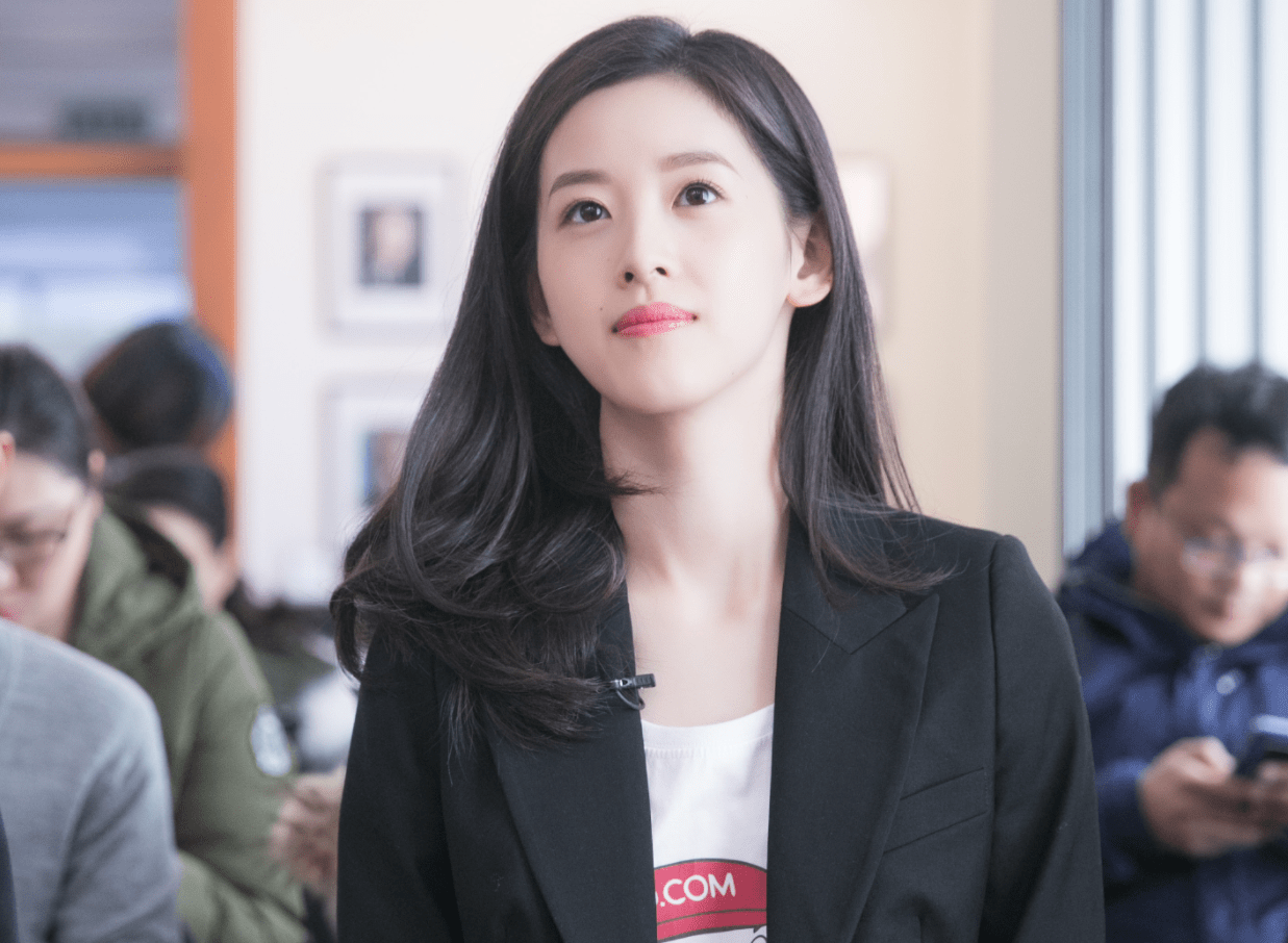 为何唯独送陈心莹回家？杨濮濮说：“因为她家住比较远舒