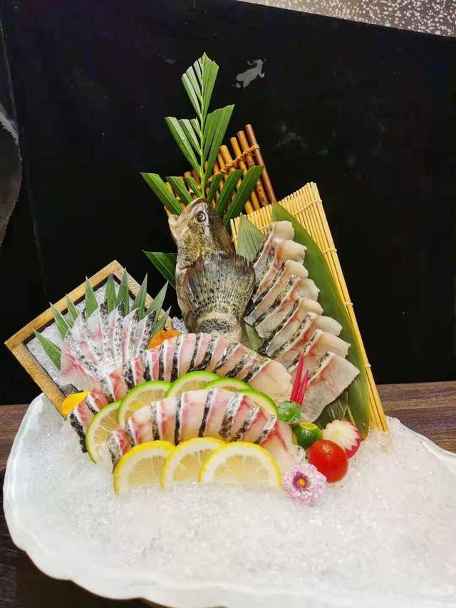 述(雪山桂鱼)述(麻辣牛柳)述(按摩洋牛)述(冰海蟹)述(牛油老火锅)述