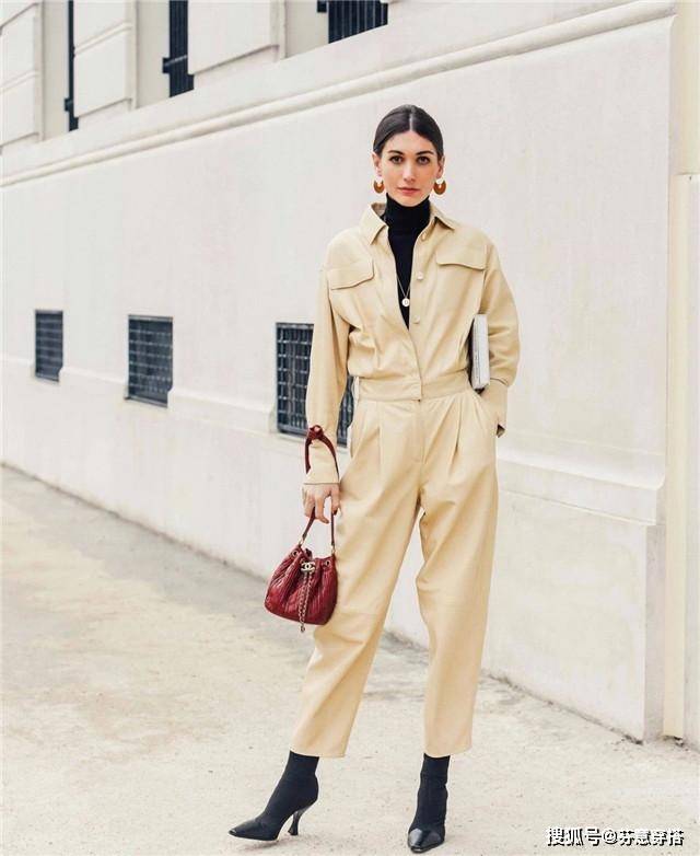 裙子 裸靴已经落伍了！明星都爱上这双“弹力靴”，配裙子裤子都好看！