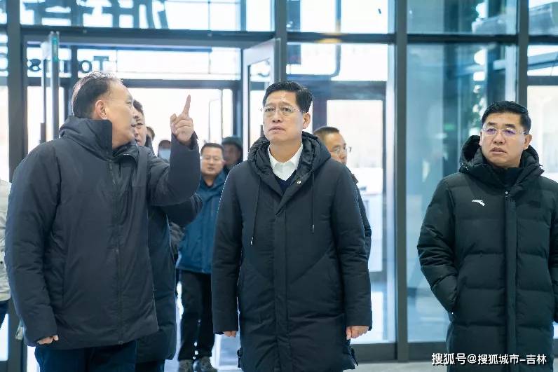 前郭:以查干湖为舞台 以冰雪为背景 促进冰雪旅游产业高质量发展