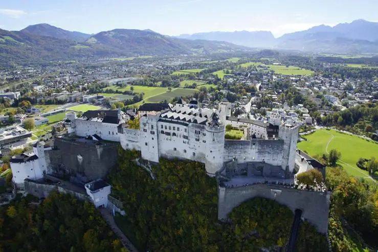 游历霍恩萨尔茨堡城堡(Fortress Hohensalzburg)，聆听萨尔茨堡的时代脉搏