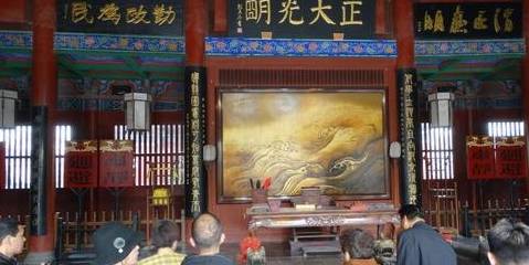 洪欣公开发文：毕滢说的是真的老公张丹峰没有出轨？洪欣现任老公是谁