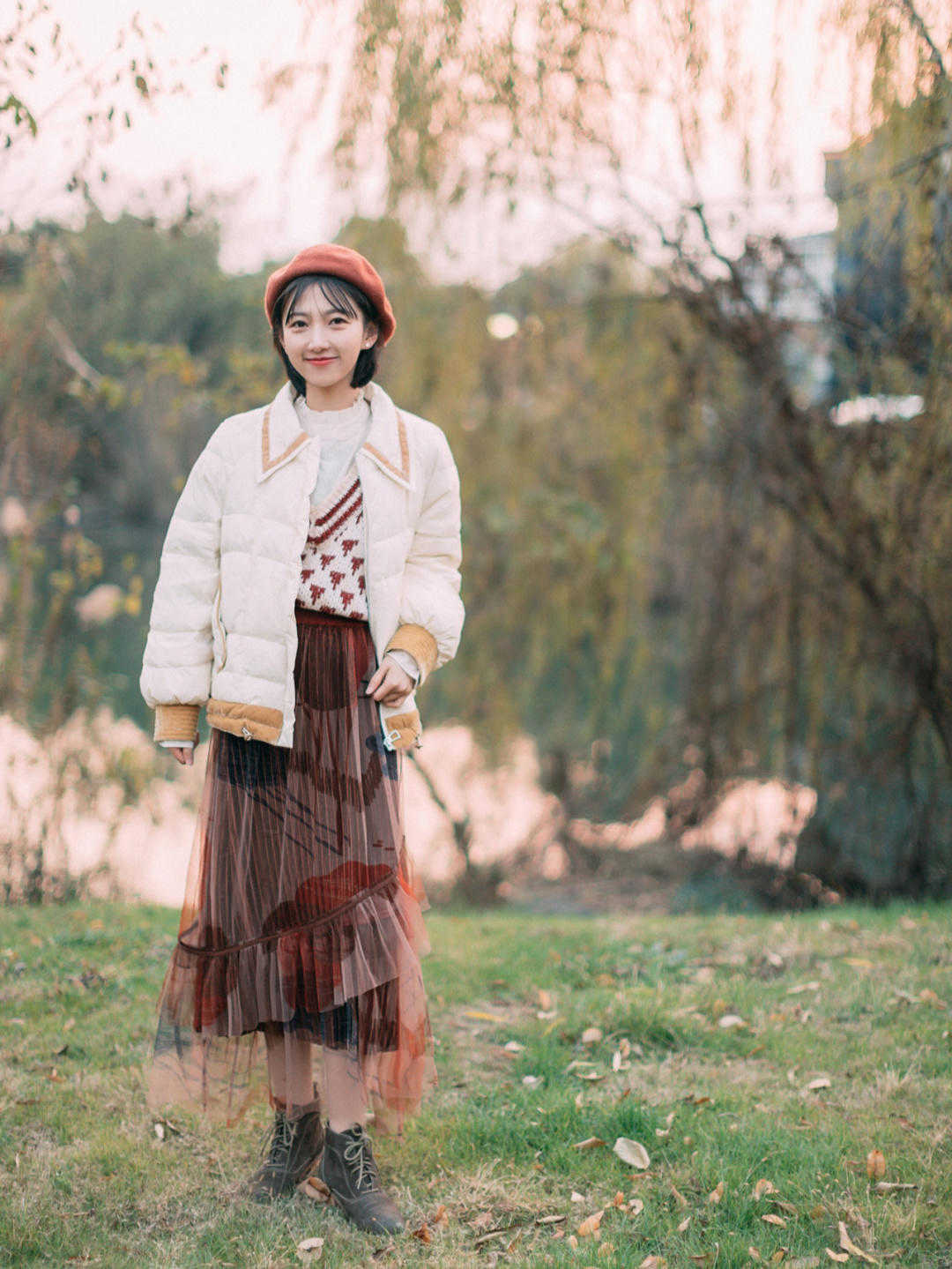 颜色 肉色打底裤怎么穿才不土气?试试这几种搭配方式,优雅显瘦又时髦