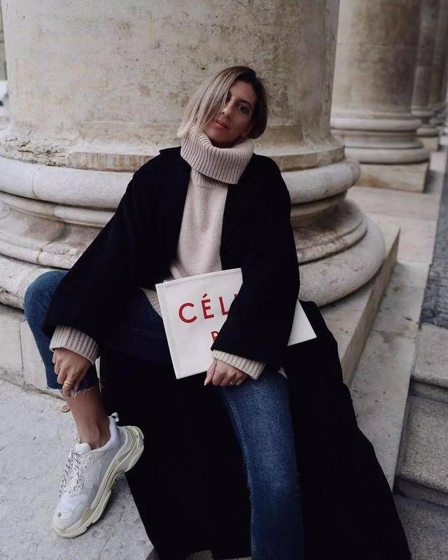 灯芯绒 高领毛衣时尚穿搭,让人感到慵懒温暖的感觉