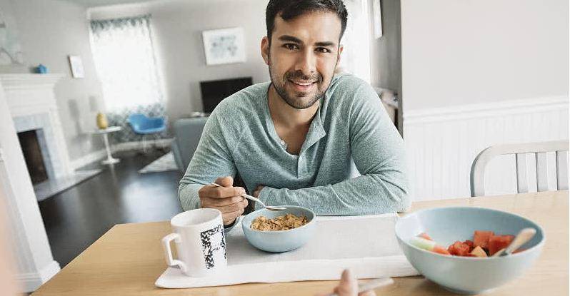 因为|晨练前,“空腹”还是“吃完早餐”健康?不少人弄错了,难怪伤身