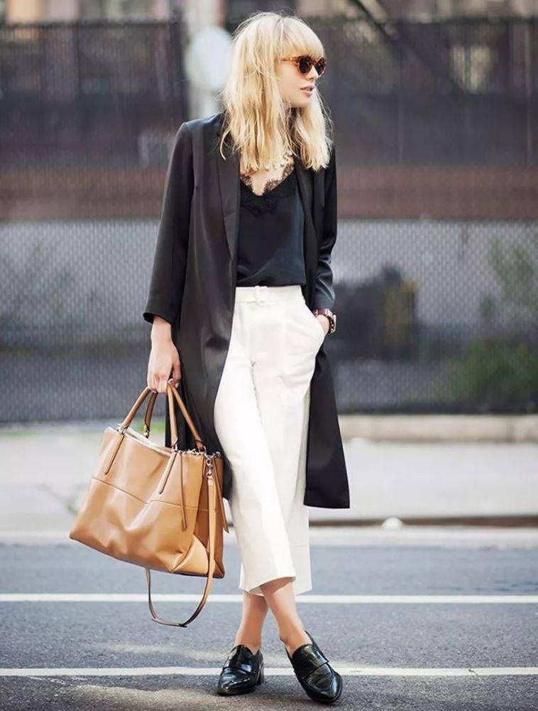 高跟鞋 今年秋冬流行这三款鞋子,舒适时髦又气质,穿对了比高跟鞋还显高