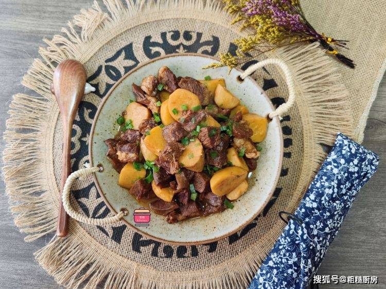 牛肉怎么炖不少份量 44aead4a39b54eb88f373d6602a70325.jpeg