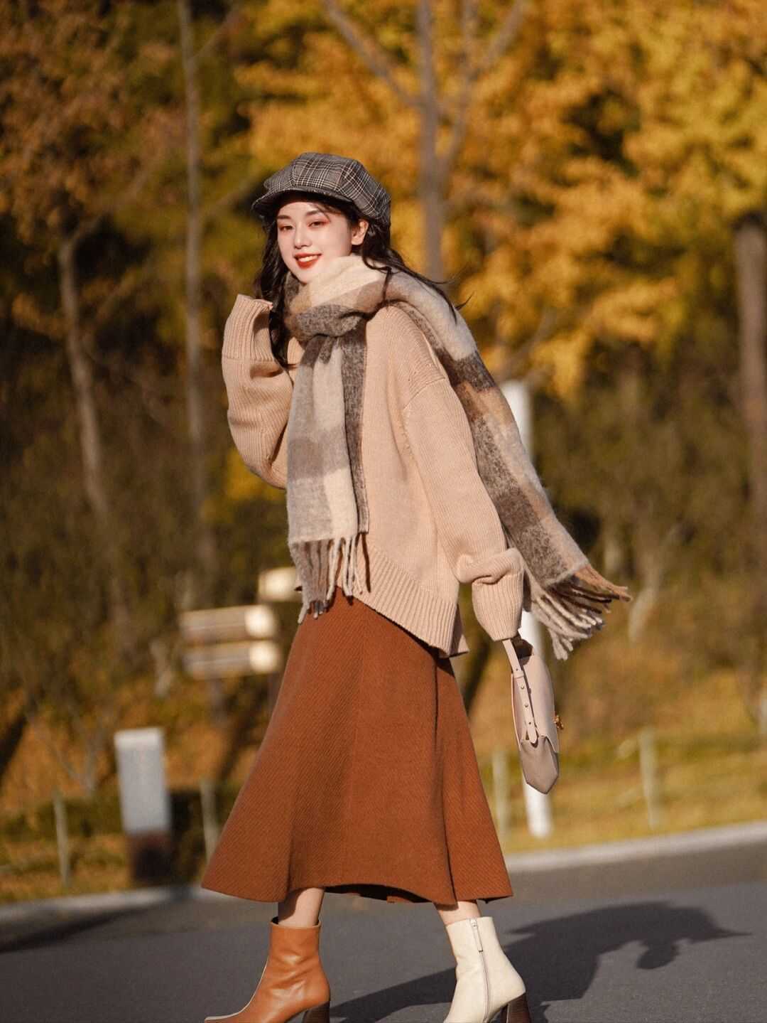颜色 天冷了,为什么建议“毛衣搭配半身裙”,时髦精们的示范给你答案