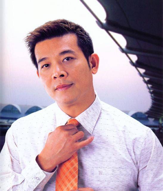 万梓良|亚视30年最帅型男大集锦,江华、万梓良、何家劲都在其列