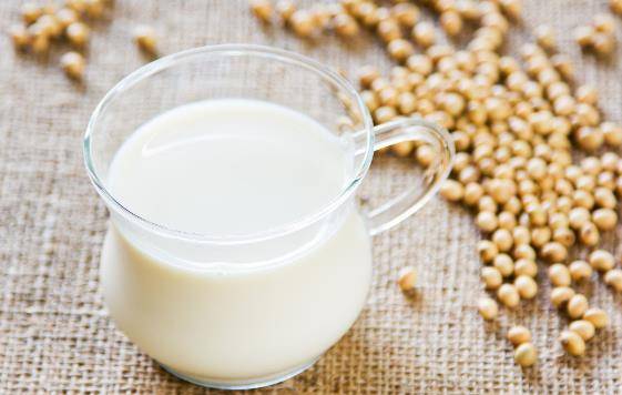 豆浆可以天天喝吗 d99e0cbfbb514889bd9c0fc42b131c5f.jpeg