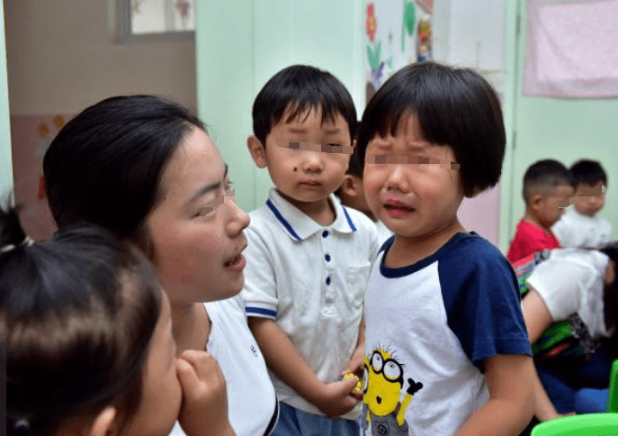 家长|不想孩子在幼儿园被冷落，这些方面的培养要下功夫，讨好不是办法