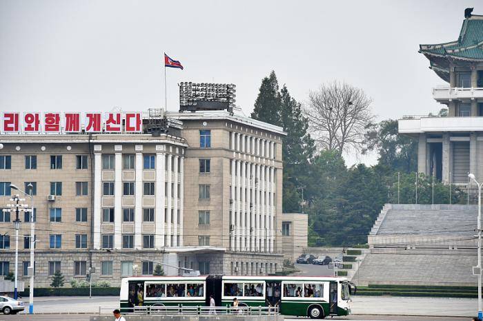 朝鲜人自己造公交车那些事