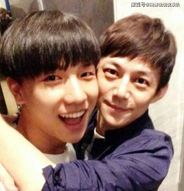 他就是王振宇,最近在刚开播的《我是班主任》中,饰演了彭凯,一位小男