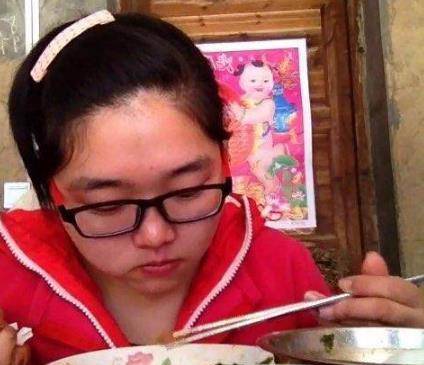 症状|20岁女大学生暴瘦15斤，结果昏迷住院，查出肾衰竭