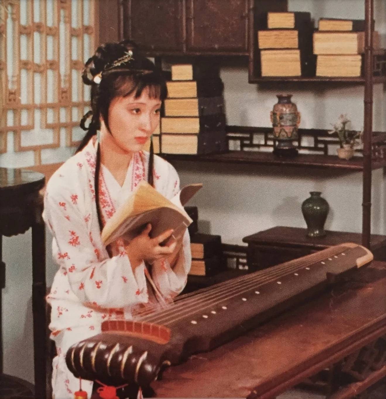 原创红楼梦妙玉请宝玉喝茶为何拉黛玉和宝钗作陪李纨给出了答案