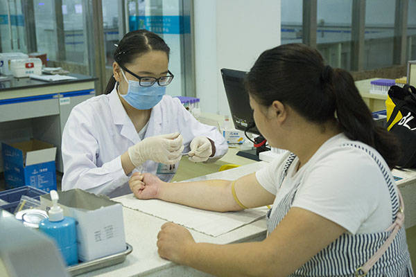 什么|30岁、40岁、50岁的人，去医院体检时，分别应该做什么检查项目