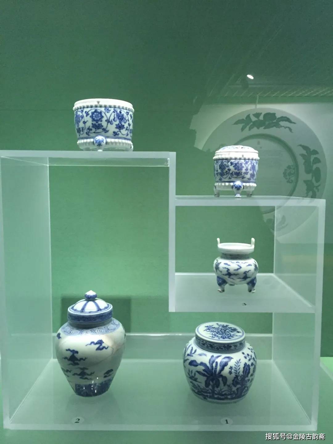 明代御窑瓷器与故宫博物院藏传世成化瓷器对比展_皇帝_景德镇_遗址 明代御窑瓷器与故宫博物院藏传世成化瓷器对比展_皇帝_景德镇_遗址