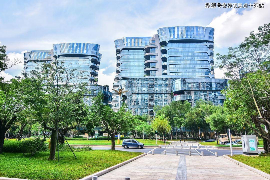 苏州昆山花桥智慧城广场售楼中心售楼处电话价格优惠