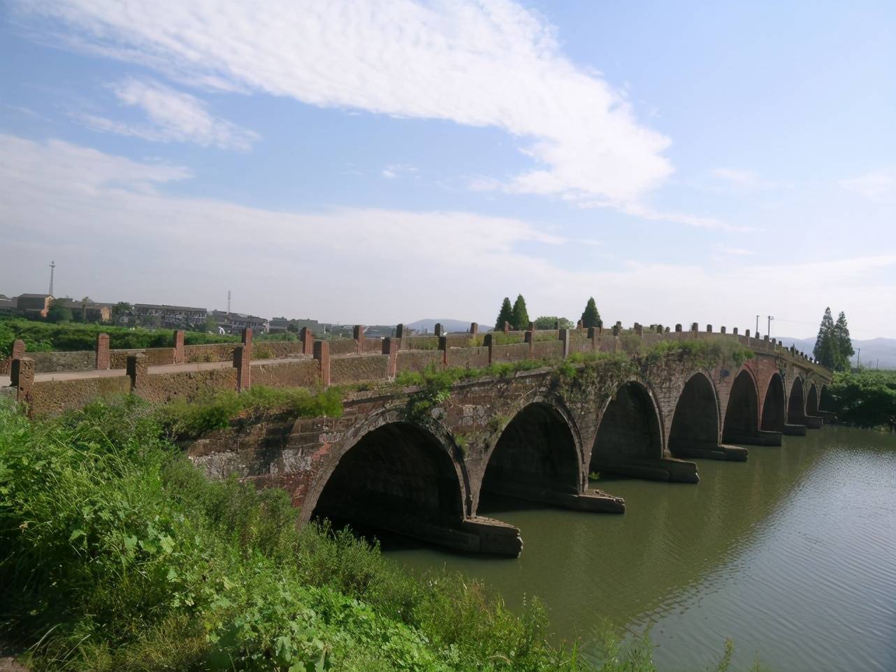 南京现存最大的一座石拱桥,由明代书生花5年时间建成,你去过吗_赵琪_