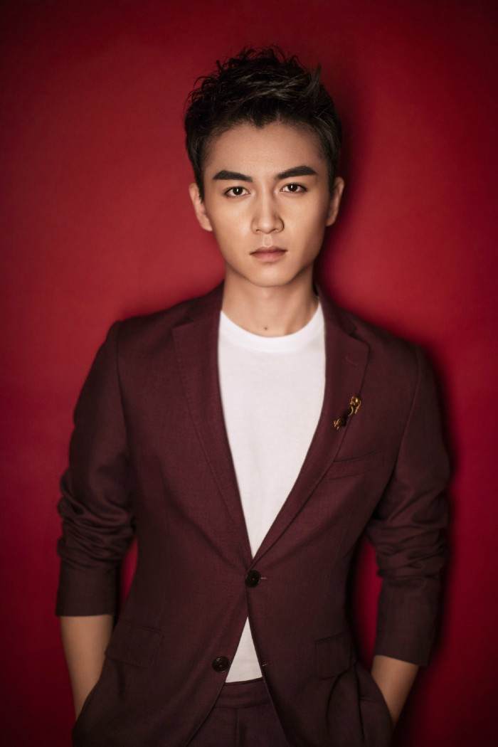李宗盛和他的《山丘》：一个调唱尽一辈子2021年12月17日