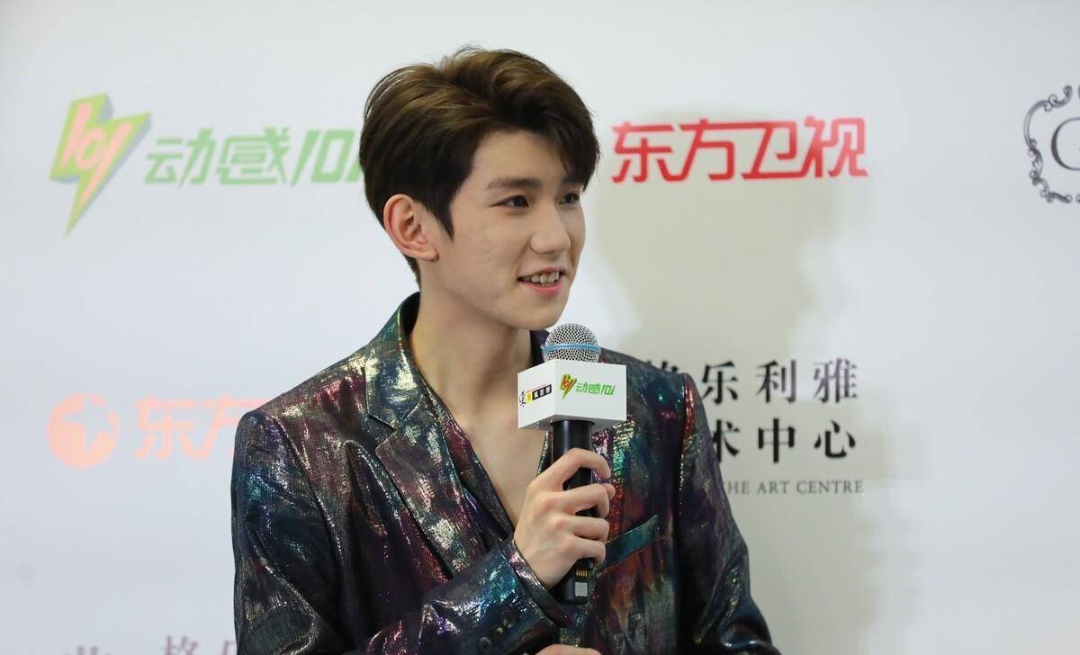 杨洋千|娱乐看点:范丞丞王安宇,杨洋千玺,张新成王源,赵丽颖杨紫