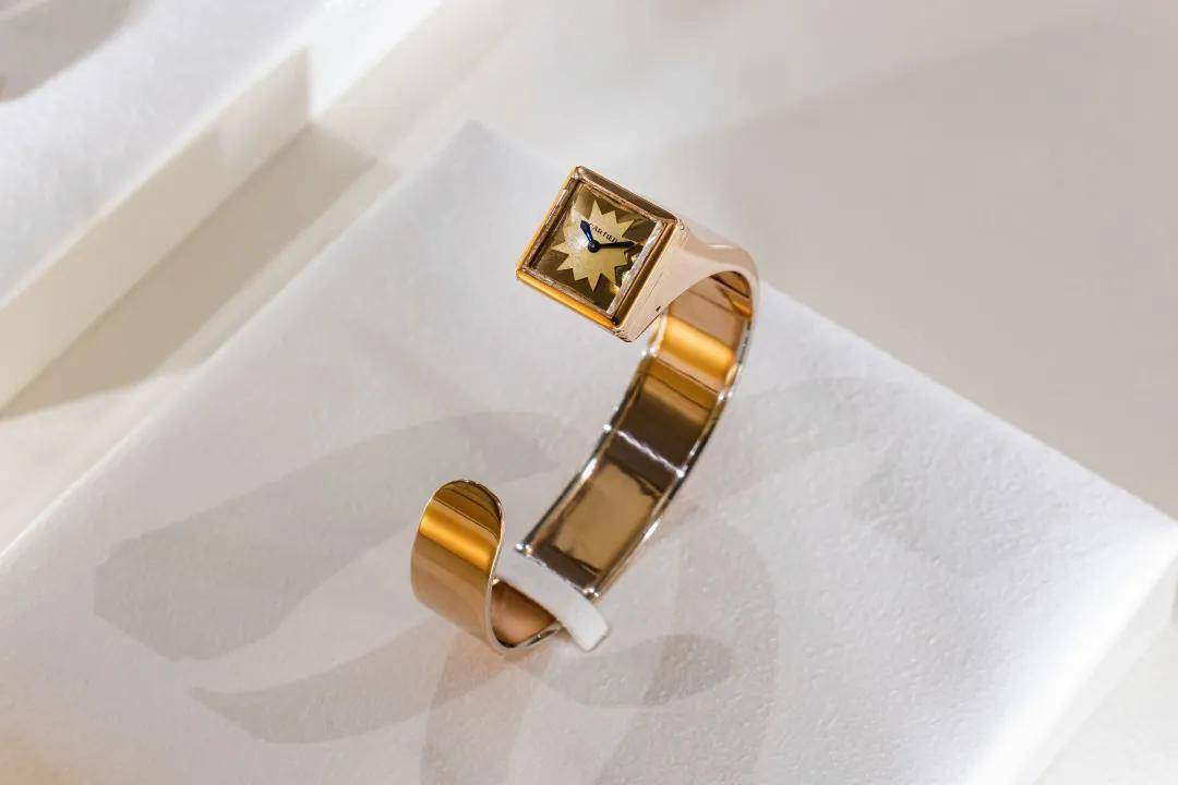 RR · TRENDS | ˫����ײ ��������