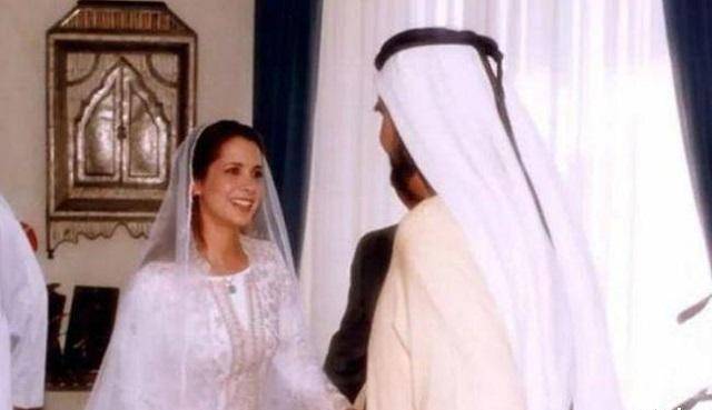迪拜赫德王妃：有绝世容颜，嫁给表哥生12子，却被禁足长达41年