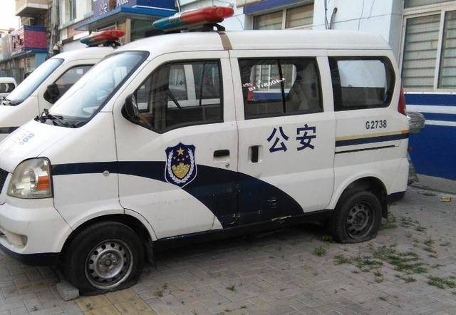 打个比方一个外来办案的警察,他不是当地的派出所,一般都叫他警察,就